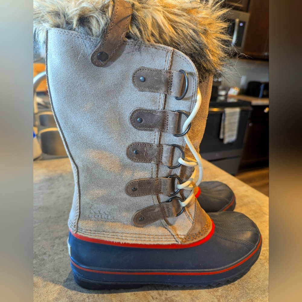 Sorel Joan of Arctic Boots 11